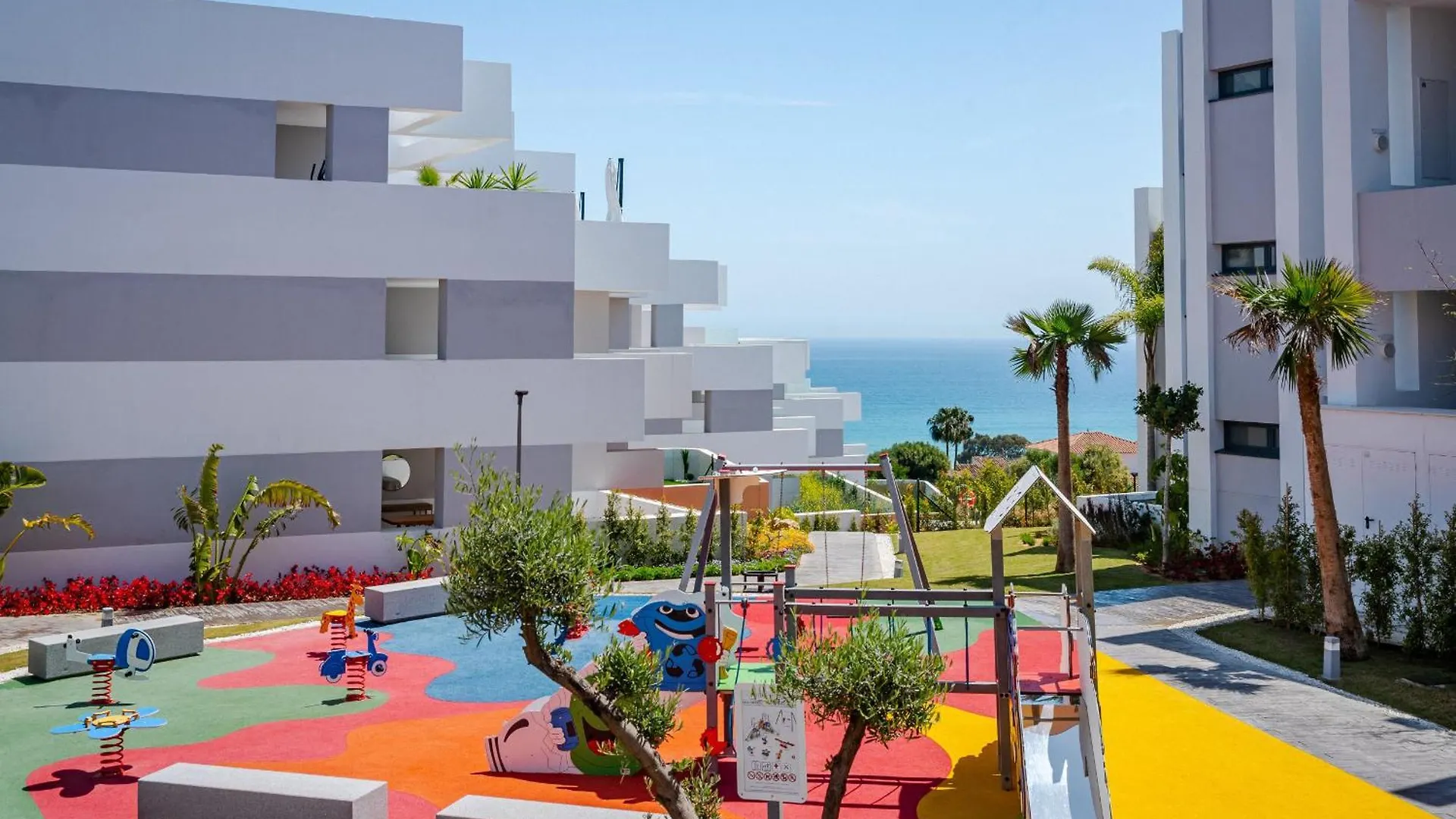 31 Pure South Penthouse Sea Views Manilva Apartment