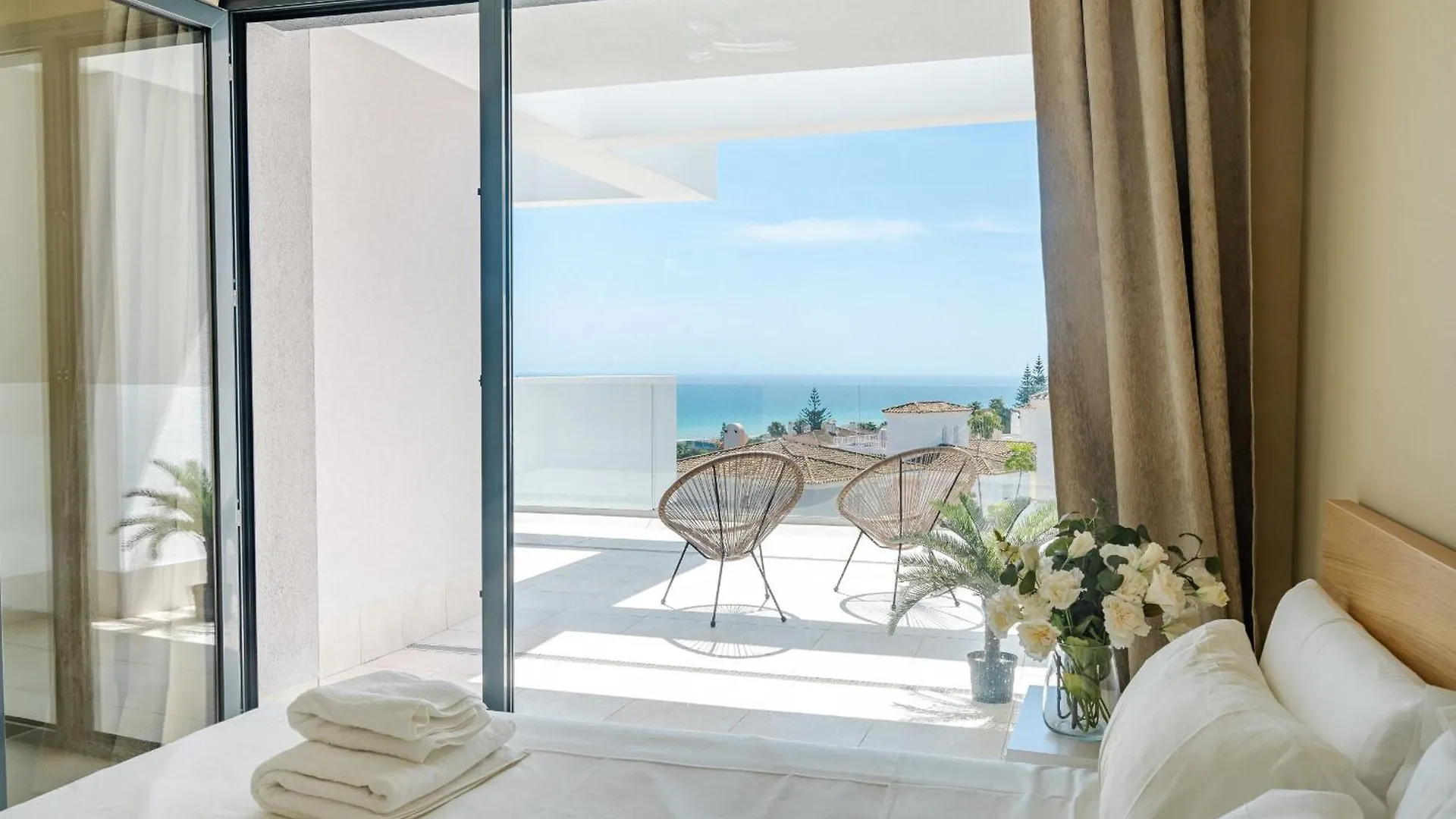 31 Pure South Penthouse Sea Views Manilva Apartment 0*,