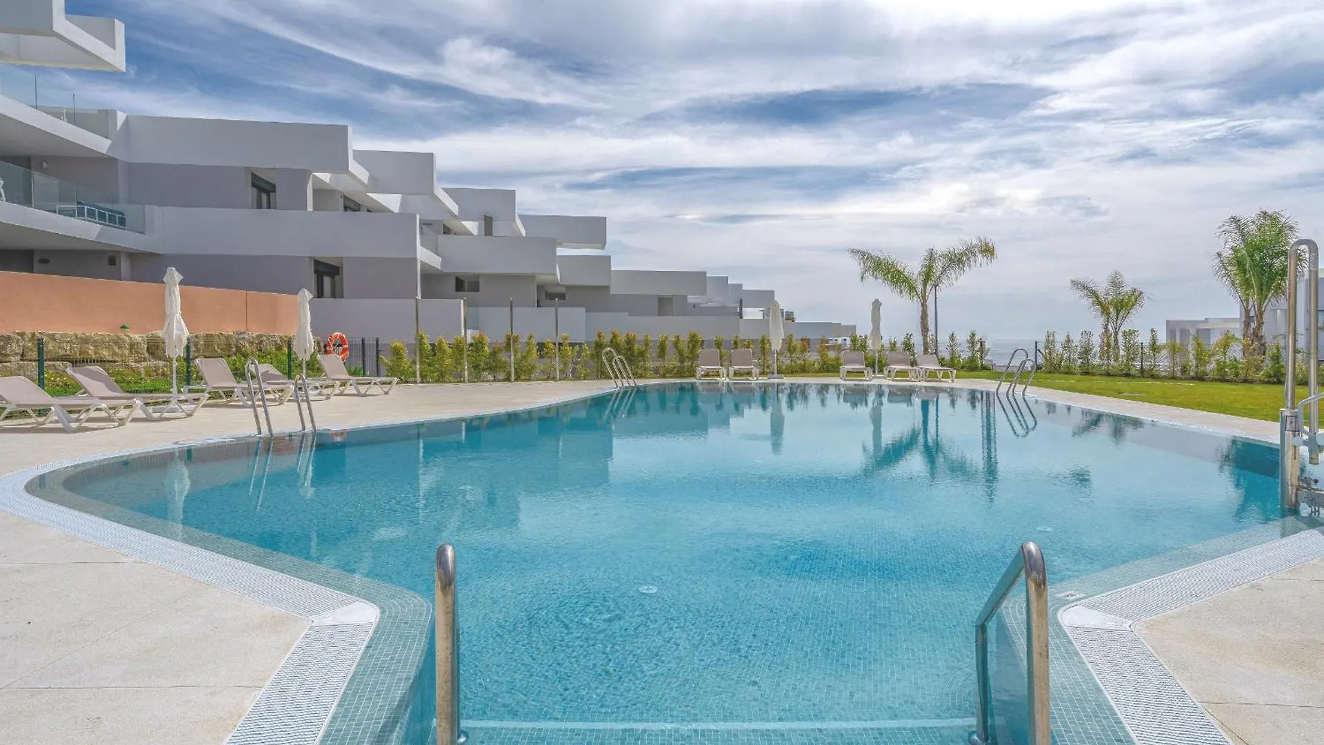 31 Pure South Penthouse Sea Views Manilva Apartment Spain